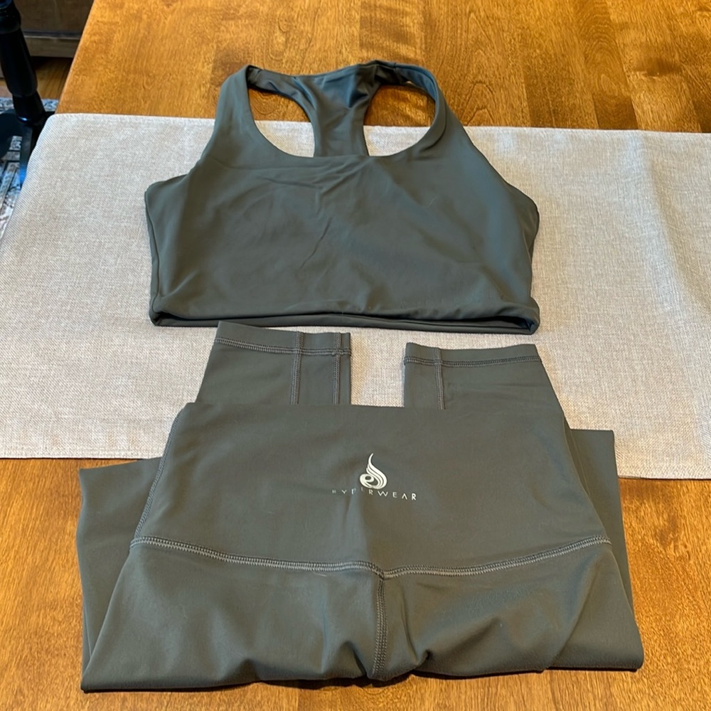 Ryderwear Olive Green Sports Bra and Leggings Set